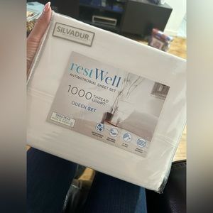 RestWell antimicrobial sheet set QUEEN SIZE,WHITE